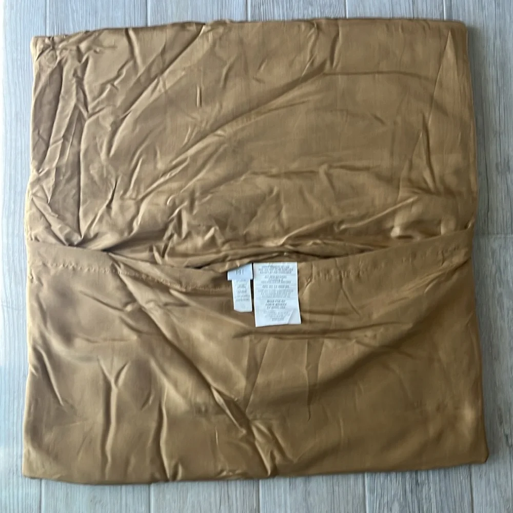 Restoration Hardware silk tufted stitch sham Euro camel 100% silk NWOT 26 x 26
